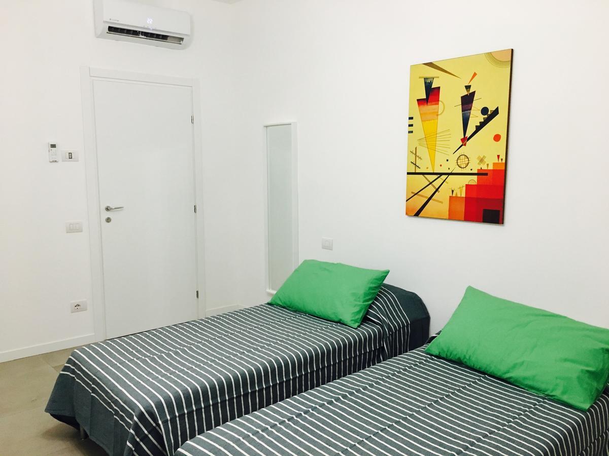 Room Center Station 2 贝尔加莫 外观 照片