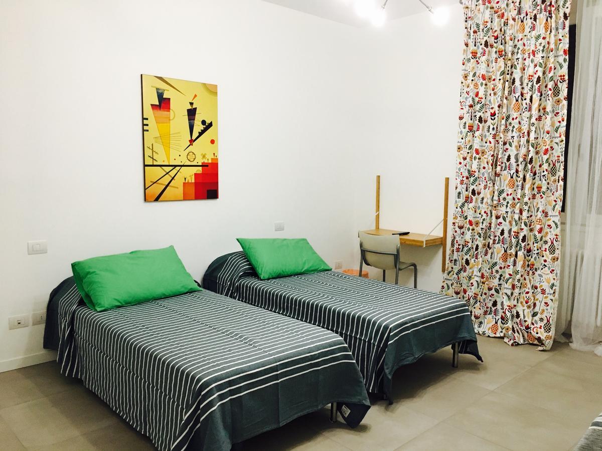 Room Center Station 2 贝尔加莫 外观 照片
